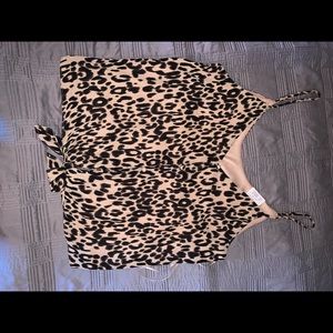 Leopard top